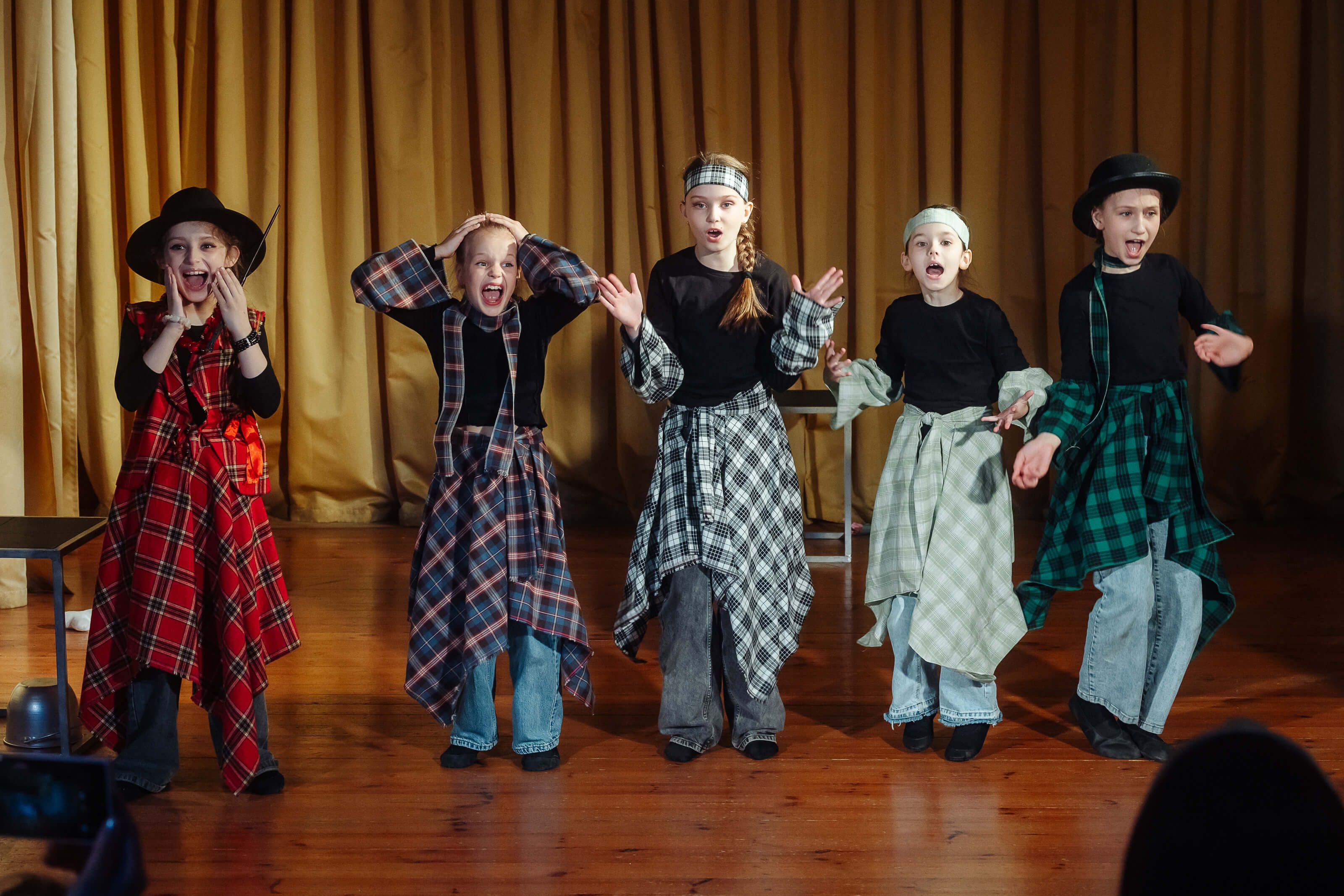 Группа Станиславцы детской театральной студии Дело Мечты